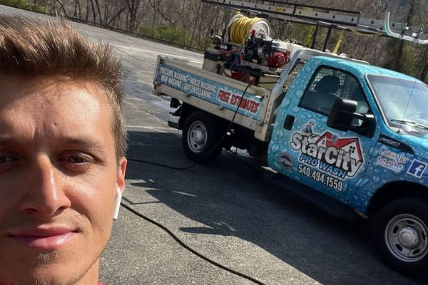 Soft Washing and Pressure Washing service near me in Roanoke VA 1